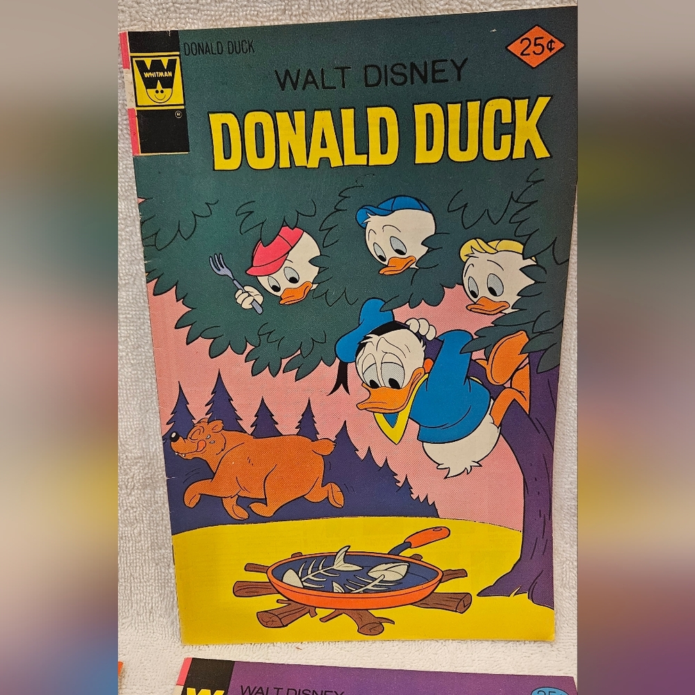 DISNEY COMICS- SET OF 4 - Picture 5 of 8